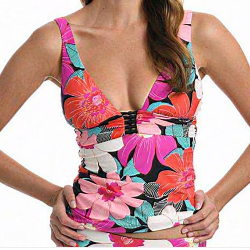 La Blanca Black and Pink Floral Tankini Top